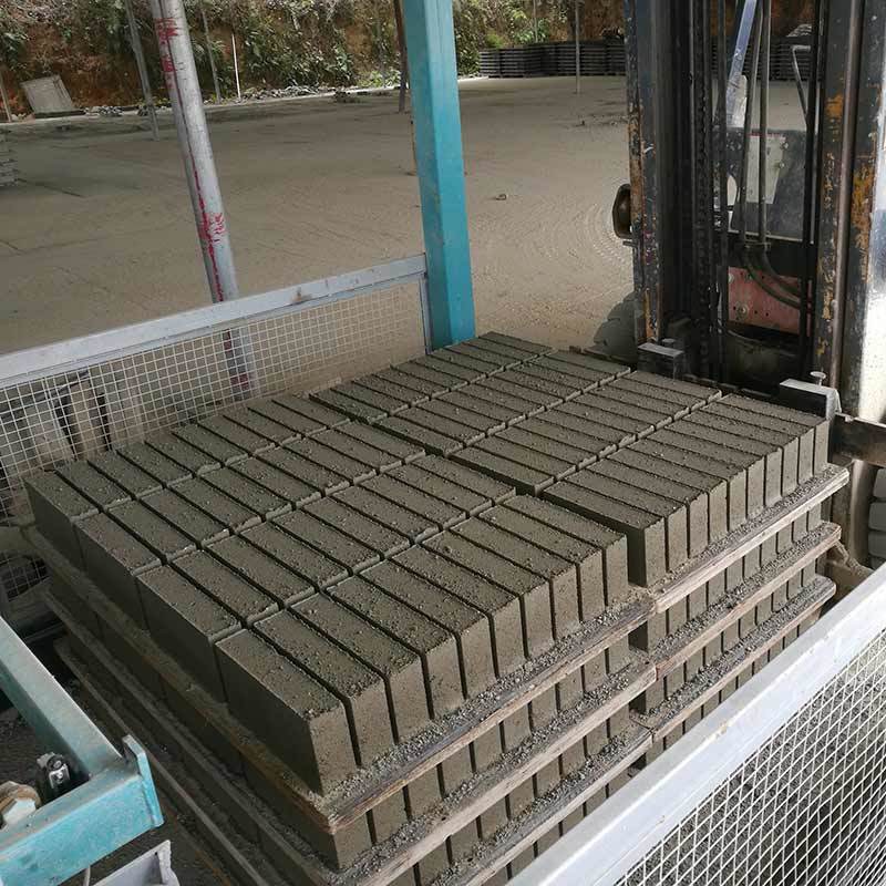 Stroj na výrobu dlažebních kostek: Váš dokonalý průvodce stroji na beton