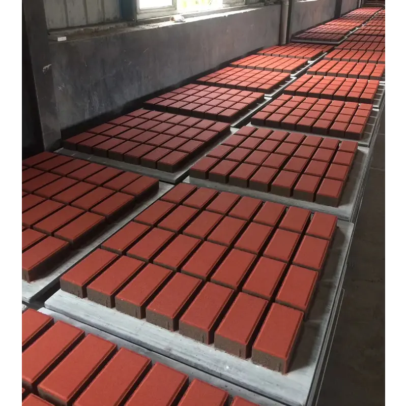 Jak design betonové směsi přímo ovlivňuje výběr materiálu formy