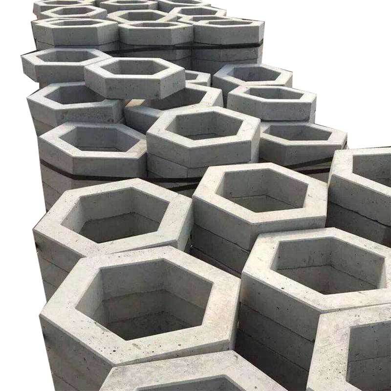 Jaké jsou výhody použití stroje na betonové bloky včetně balení?