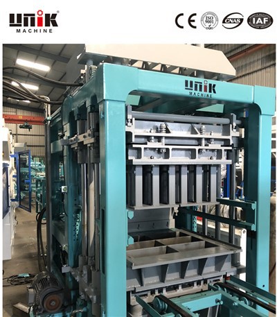 Zařízení na výrobu bloků