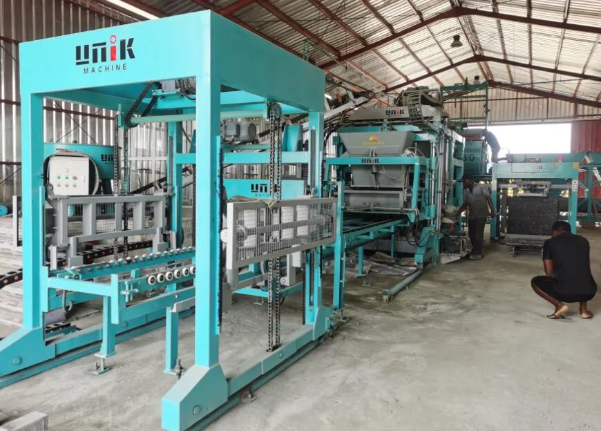 automatic concrete block 